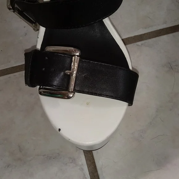 Michael Antonio Color Block Platform Sandals - Picture 5 of 7